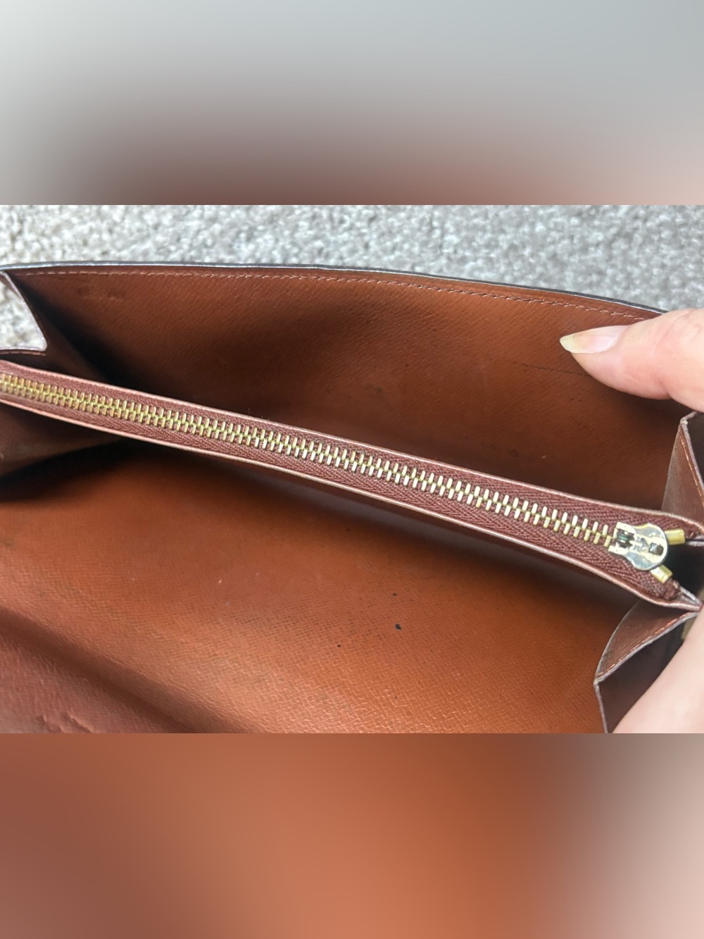Authentic Louis Vuitton Monogram Sarah Wallet Vintage - Picture 3 of 12